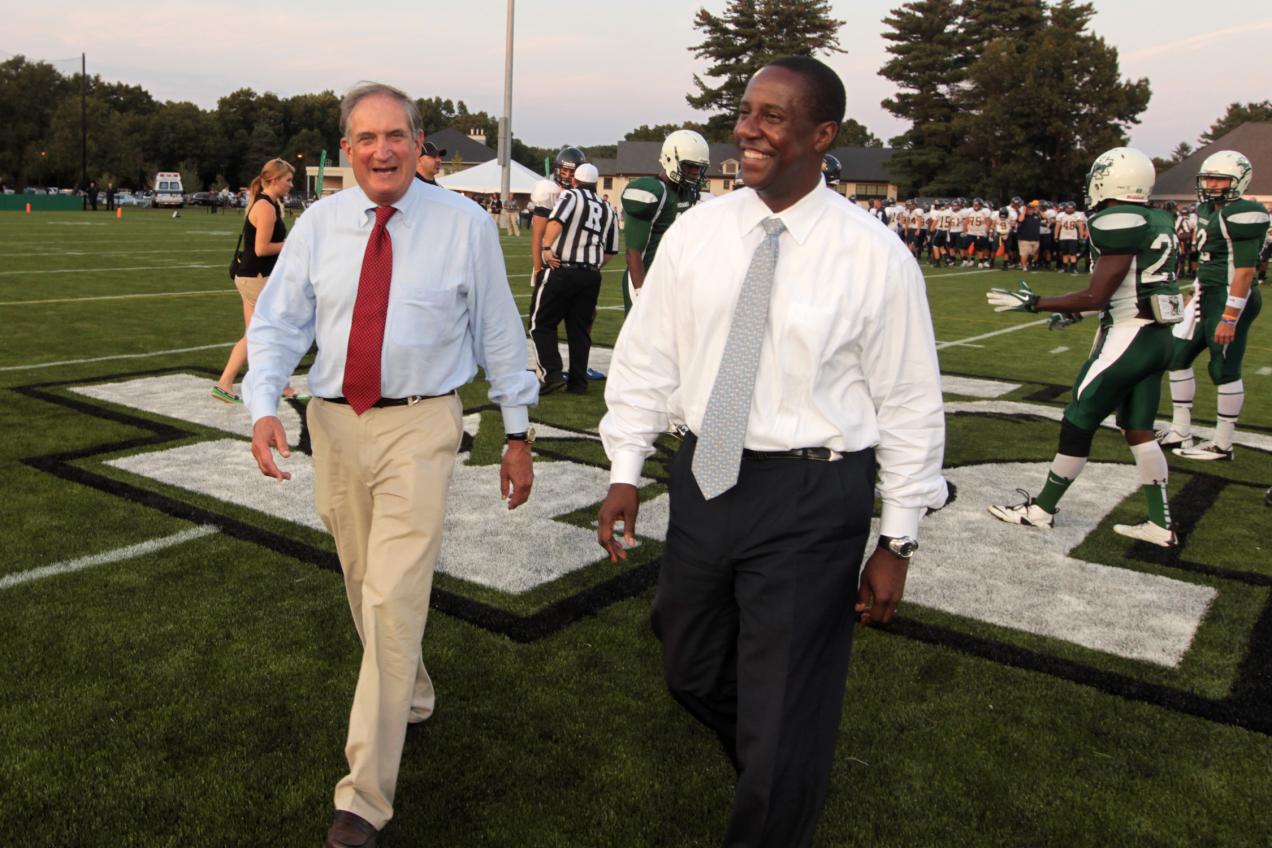 LIGHT THE NIGHT
Newton Mayor Setti Warren
Mount Ida President Barry Brown
