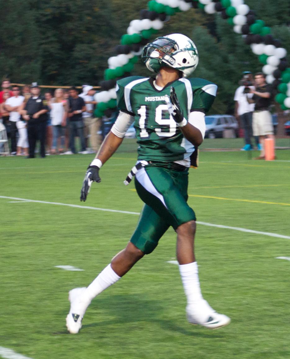 Photo for HEMMANN PLAYS HERO ON LIGHT THE NIGHT SEASON OPENER image 37