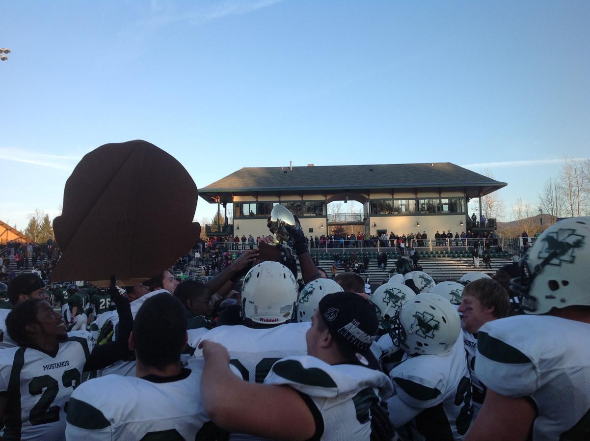 Photo for FOOTBALL CAPTURES CONFERENCE TITLE OVER CASTLETON image 33