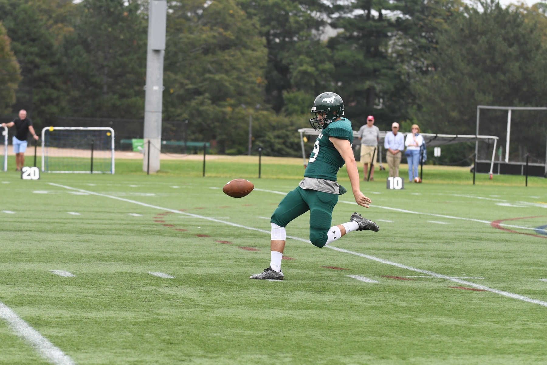 Photo for Pride Rush Their Way to Lopsided Victory image 30