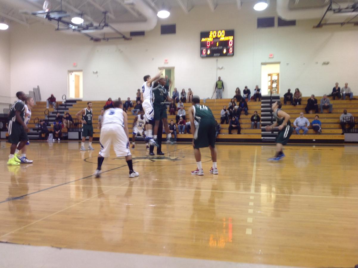 Photo for MEN'S BASKETBALL UPENDS NOR'EASTERS IN 90-52 VICTORY image 1