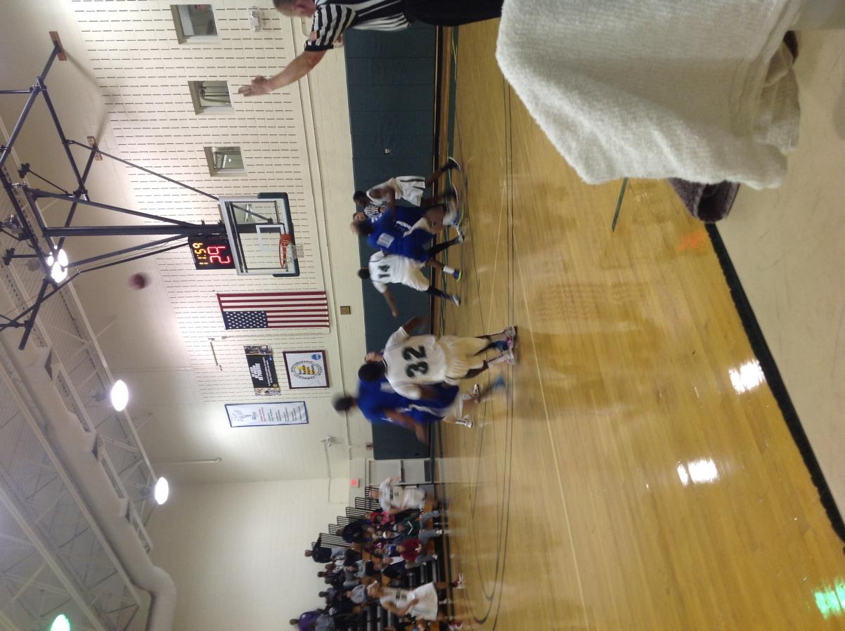 Photo for FORTES DROPS 21, MEN'S HOOPS FALLS TO VISITING WHEATON image 26