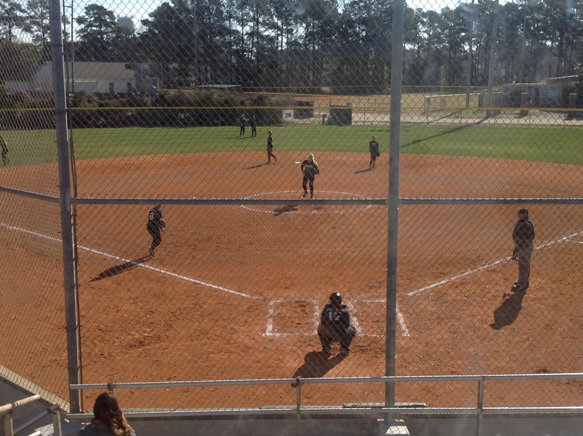 Photo for SOFTBALL GOES 1-1 ON FINAL DAY OF FASTPITCH DREAMS CLASSIC image 5