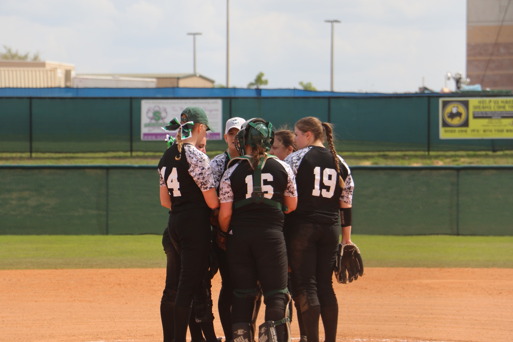 Photo for Softball Walks Off to Win First Season Opener Since 2010 image 25