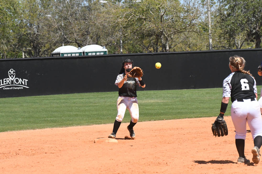Photo for Neilan Raps Out Four Hits As Softball Tops Pitt-Greensburg At The Spring Games image 16