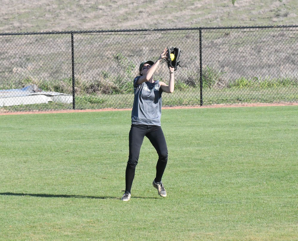 Photo for Softball Falls To Monmouth (Ill.), Mount Union On Day Three At The Spring Games image 2