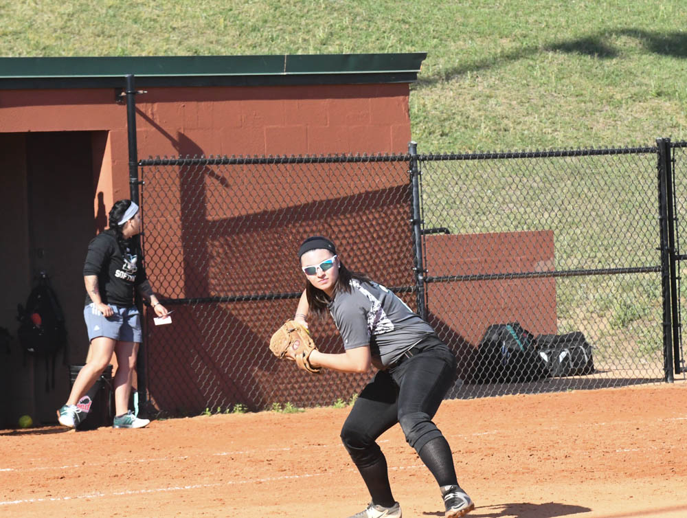 Photo for Softball Falls To Monmouth (Ill.), Mount Union On Day Three At The Spring Games image 7