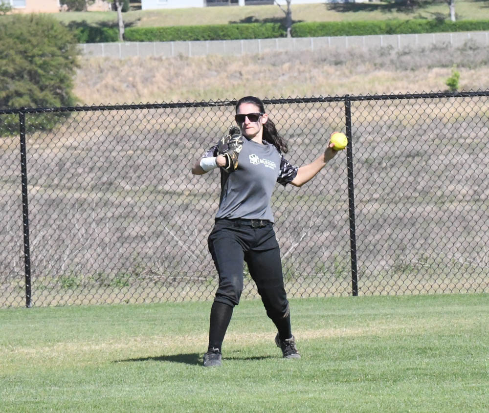 Photo for Softball Falls To Monmouth (Ill.), Mount Union On Day Three At The Spring Games image 12