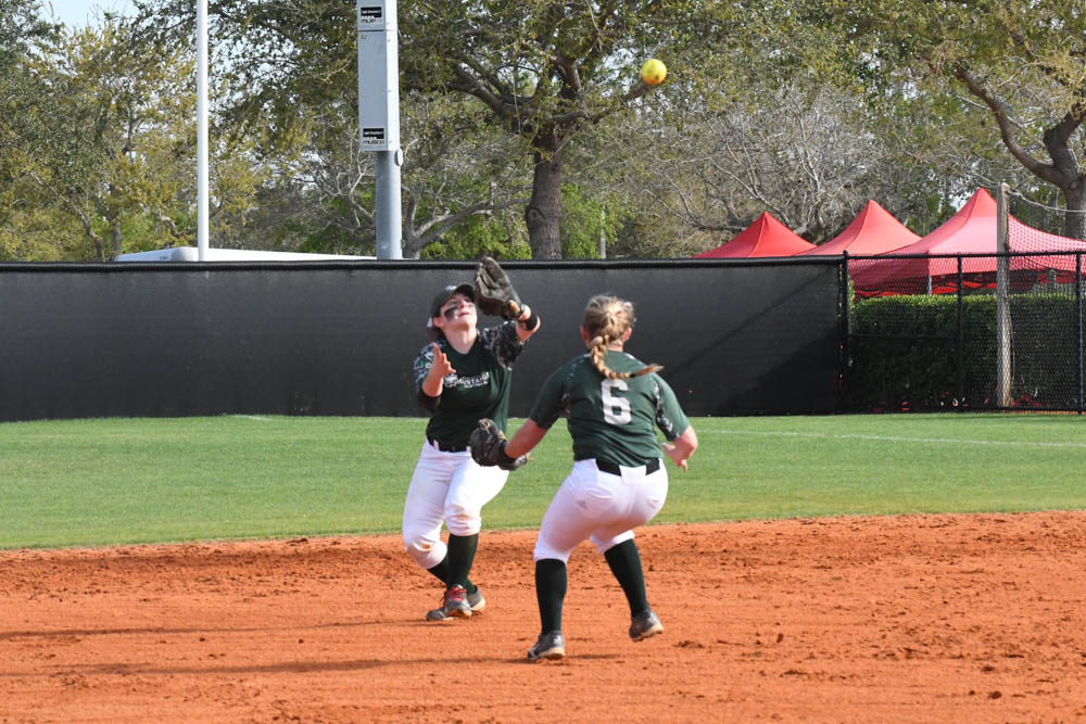 Photo for Softball Drops Pair To Ursinus, New England College On Final Day At The Spring Games image 5