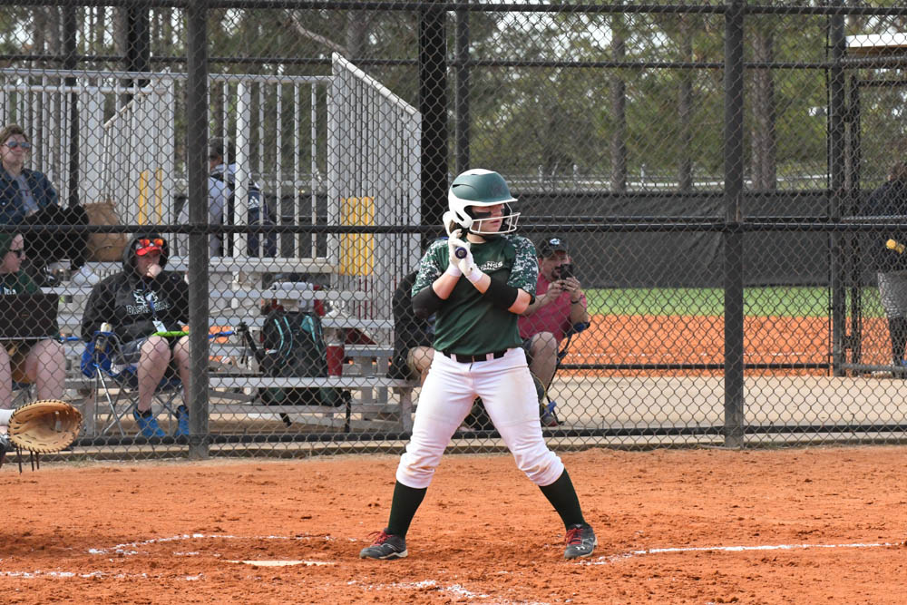 Photo for Softball Drops Pair To Ursinus, New England College On Final Day At The Spring Games image 11