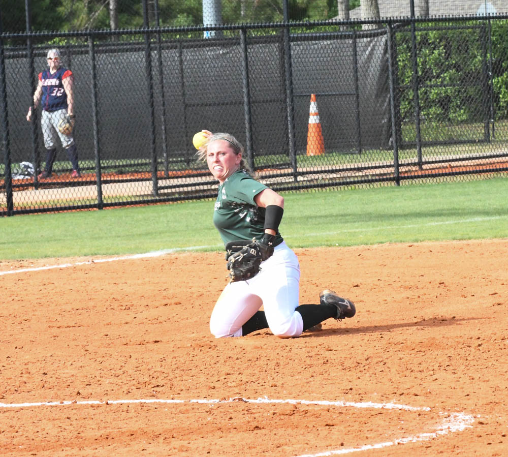 Photo for Softball Drops Pair To Ursinus, New England College On Final Day At The Spring Games image 12