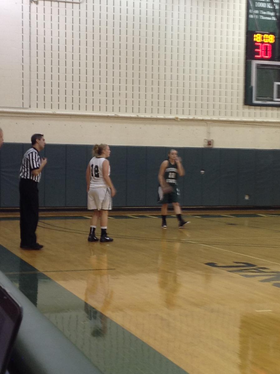 Photo for ACOSTA ADDS DOUBLE-DOUBLE, WOMEN'S BASKETBALL FALLS image 2