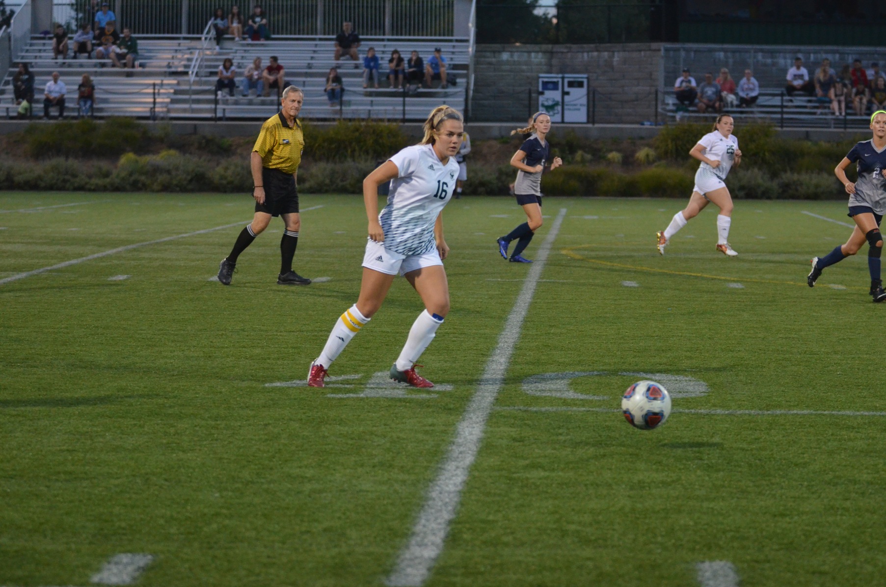 Photo for Women’s Soccer Beats Raiders for First Time Since ‘09 image 4