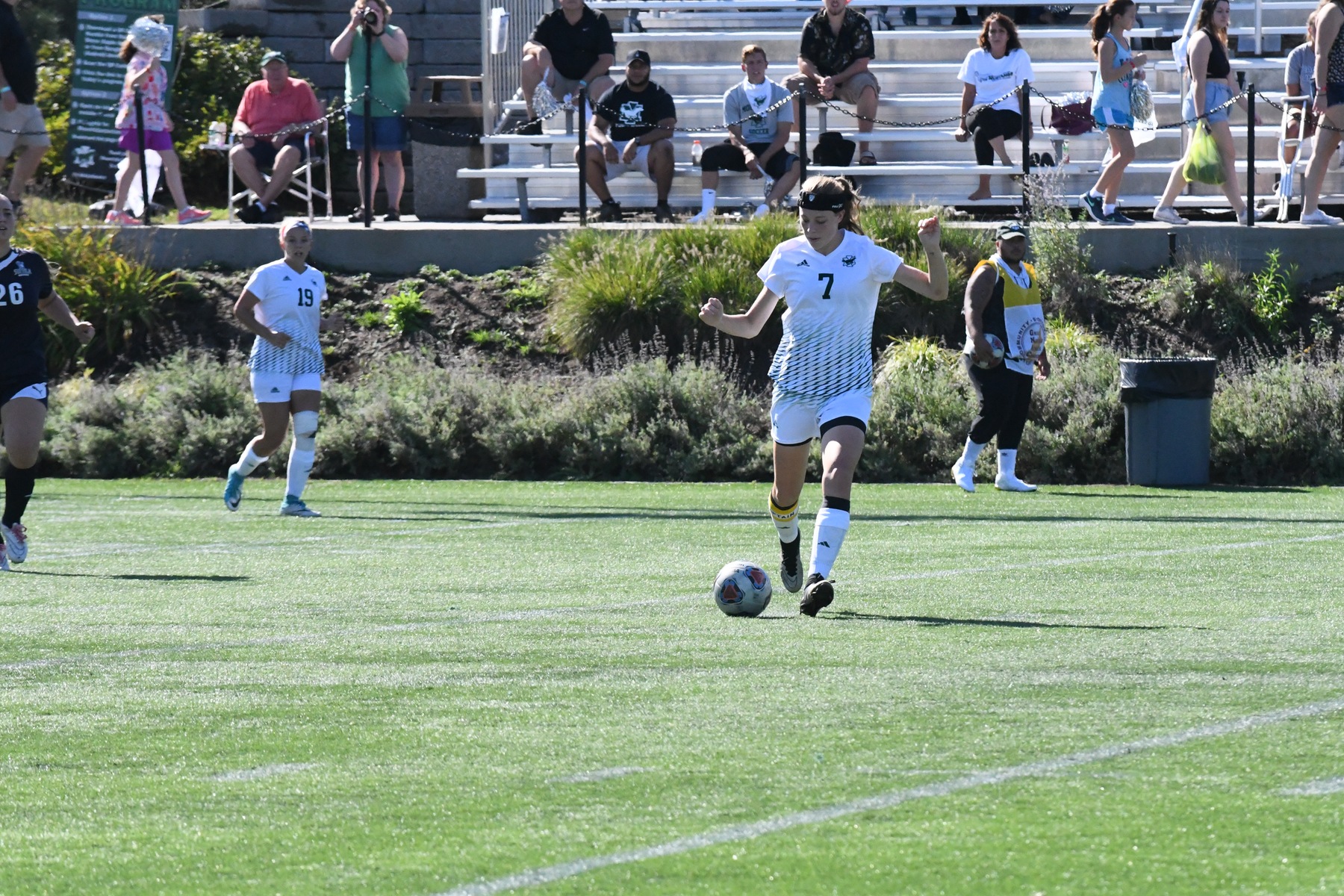 Photo for After Decade-Long Wait, Mustangs Get Win Over Rams image 3