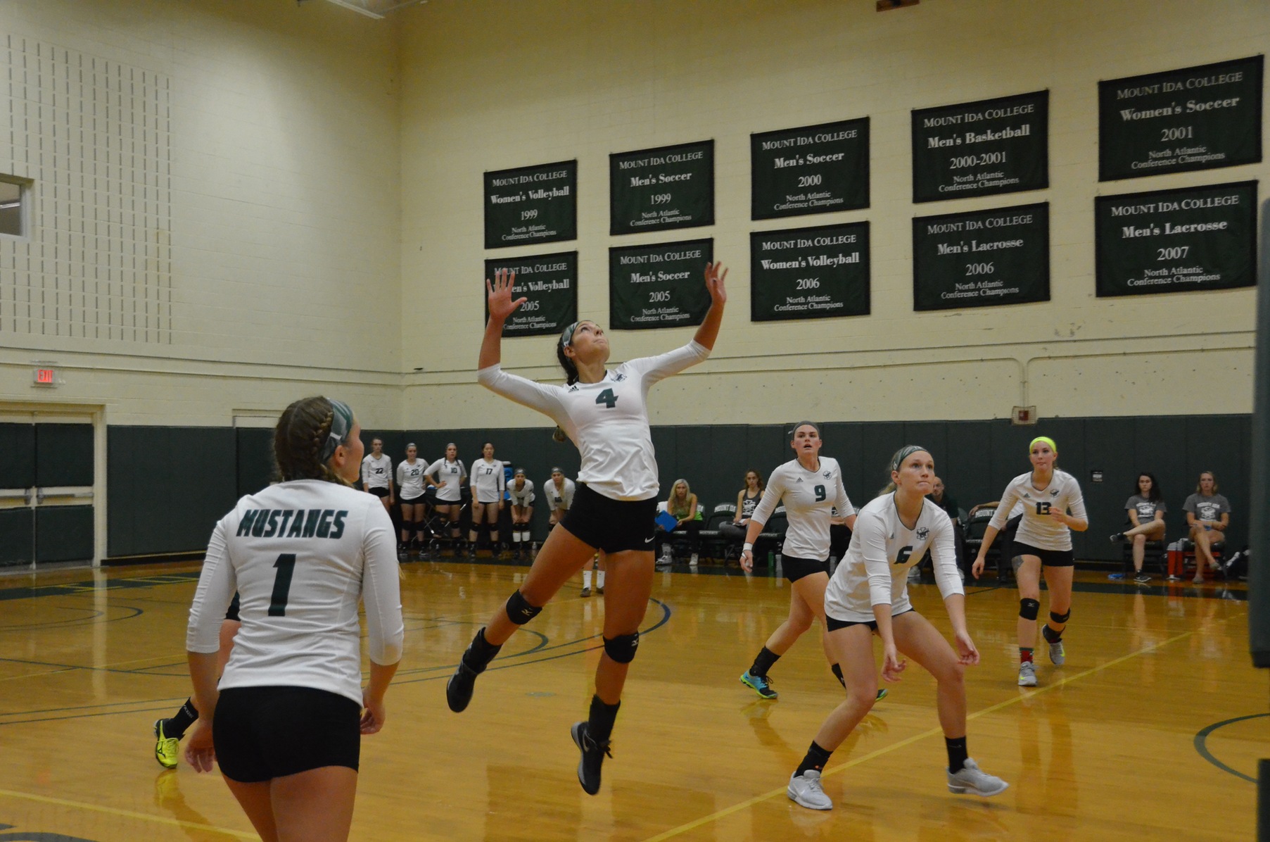 Photo for Walton Feasts on Curry Again as Mustangs Take Home Opener image 4