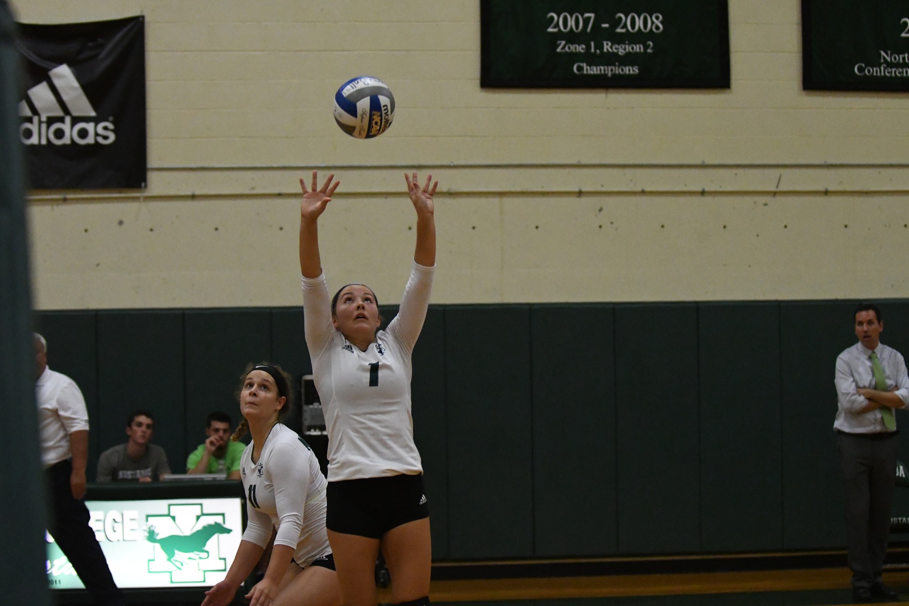 Photo for MUSTANGS STRUGGLE TO FIND OFFENSE VS RAIDERS image 1