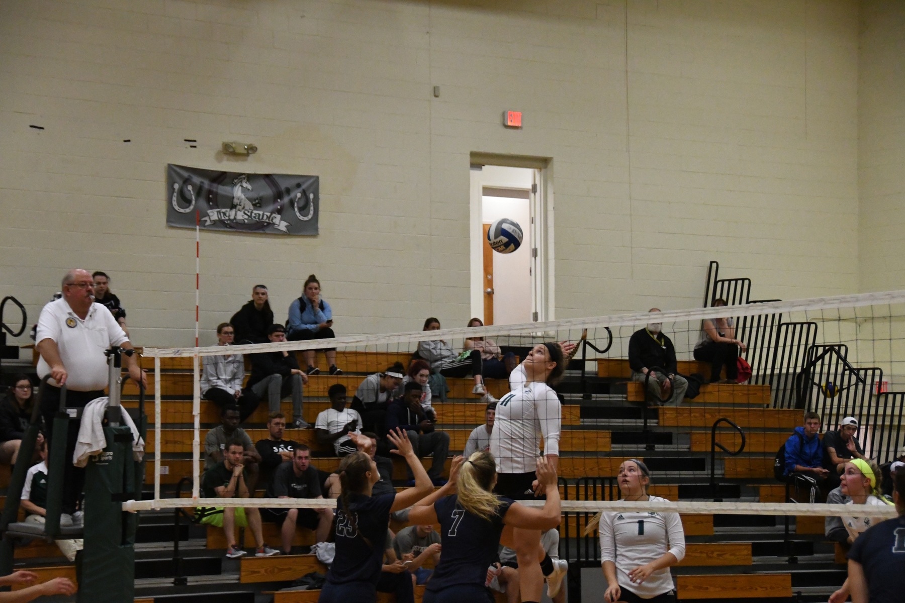 Photo for MUSTANGS STRUGGLE TO FIND OFFENSE VS RAIDERS image 12