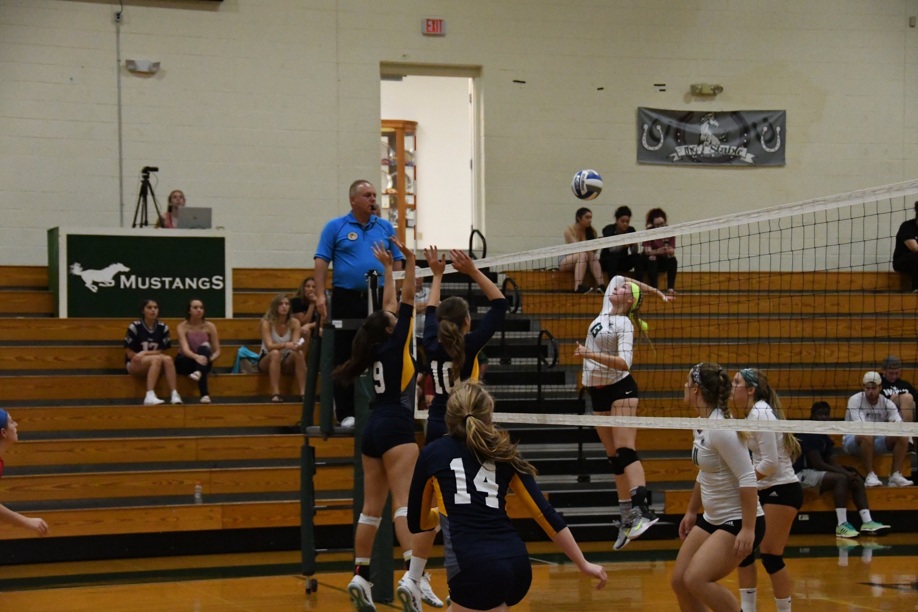 Photo for Reidy Makes History with 1,000th Kill image 4